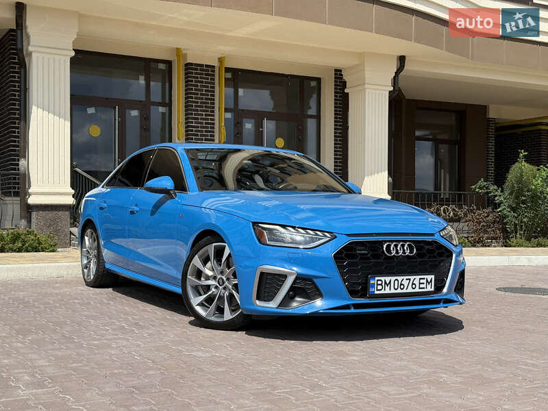 Седан Audi A4 2019 в 