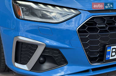 Седан Audi A4 2019 в 