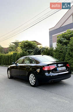 Седан Audi A4 2010 в 