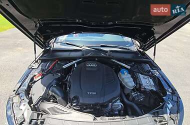 Седан Audi A4 2020 в 