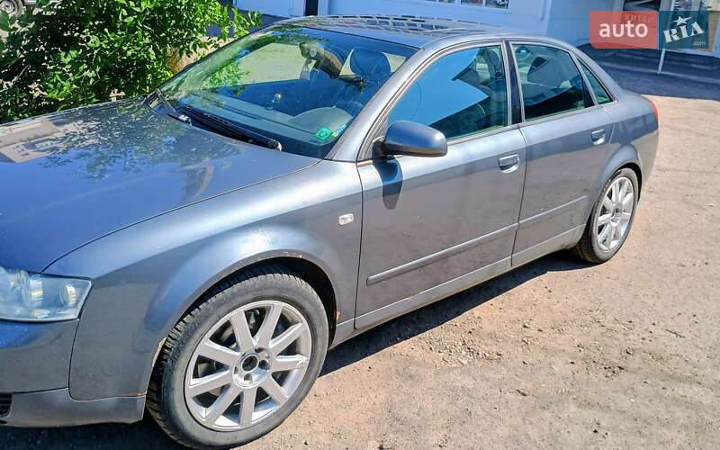 Седан Audi A4 2001 в Первомайске