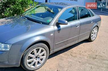 Седан Audi A4 2001 в 