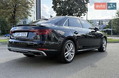 Седан Audi A4 2019 в 