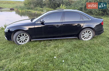 Седан Audi A4 2014 в 