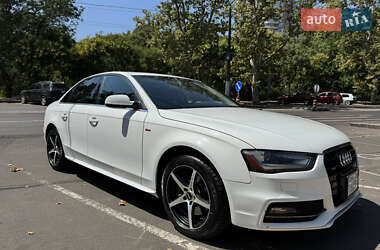 Седан Audi A4 2014 в 