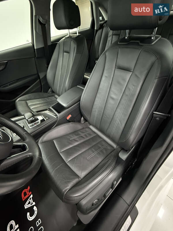 Седан Audi A4 2018 в Одессе