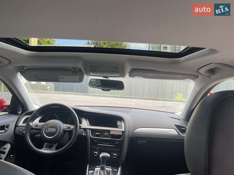 Седан Audi A4 2013 в Львове