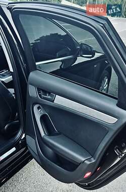 Седан Audi A4 2015 в 