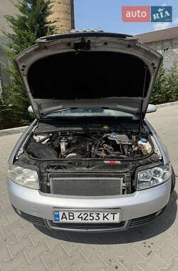 Седан Audi A4 2002 в 