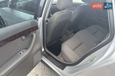 Седан Audi A4 2002 в 