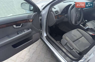 Седан Audi A4 2002 в 