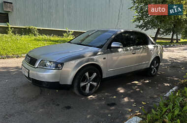 Седан Audi A4 2001 в 