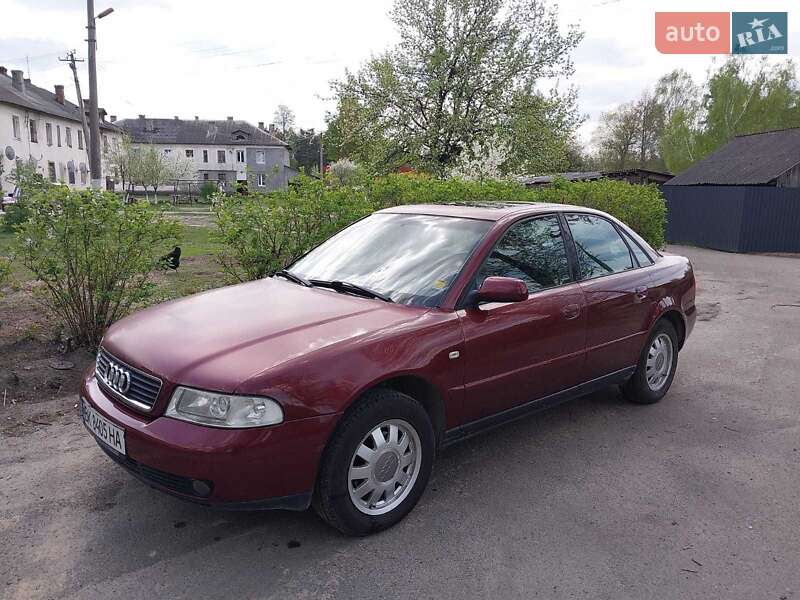 Универсал Audi A4 1999 в 