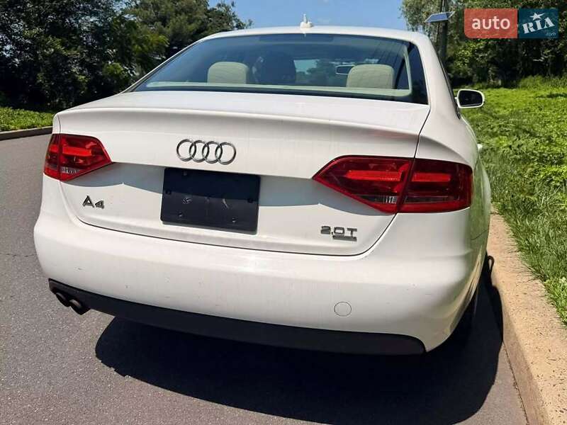 Седан Audi A4 2011 в Виннице