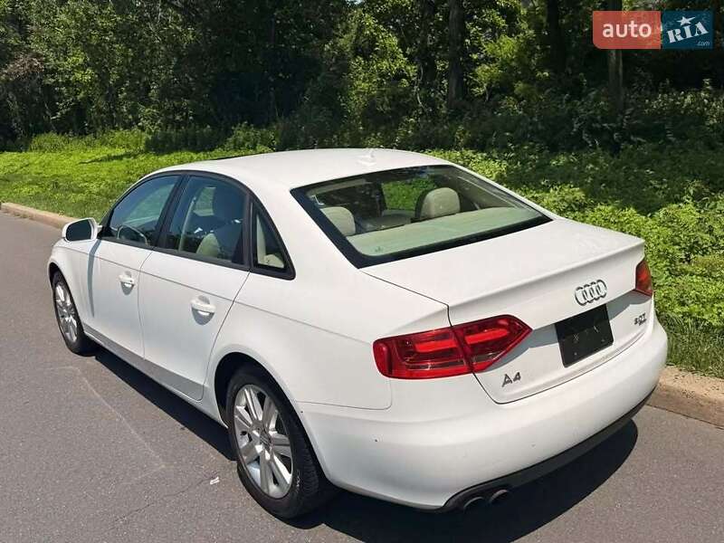 Седан Audi A4 2011 в Виннице