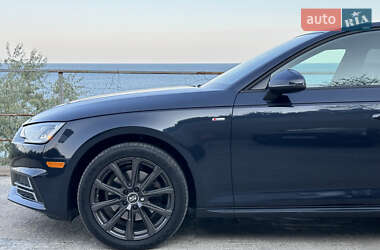Седан Audi A4 2017 в 