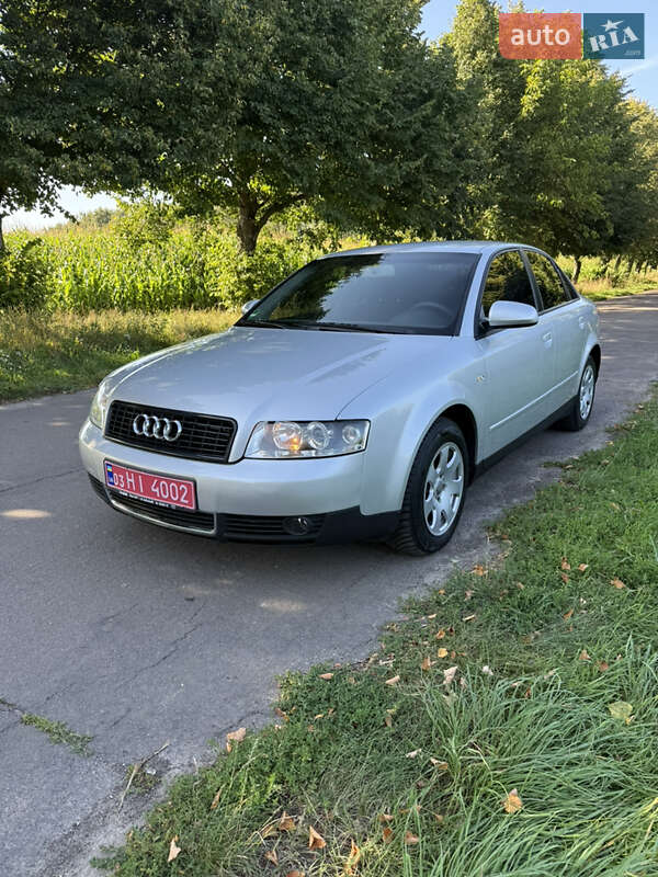 Седан Audi A4 2003 в 