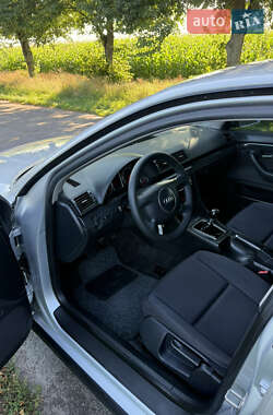 Седан Audi A4 2003 в 
