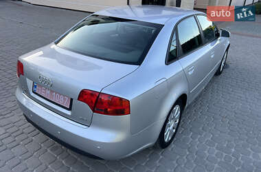Седан Audi A4 2005 в 