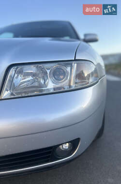 Седан Audi A4 2001 в 