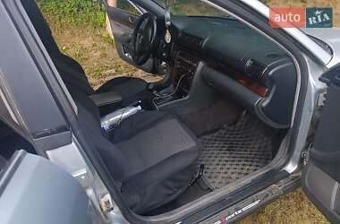 Универсал Audi A4 1998 в 
