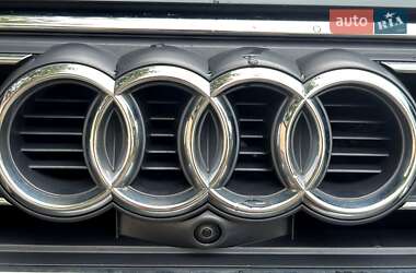 Седан Audi A4 2017 в 