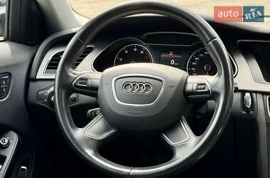 Седан Audi A4 2012 в 