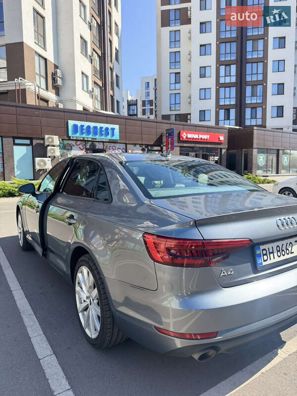 Седан Audi A4 2017 в Одессе