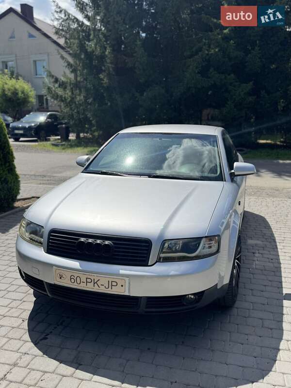 Седан Audi A4 2005 в Луцке