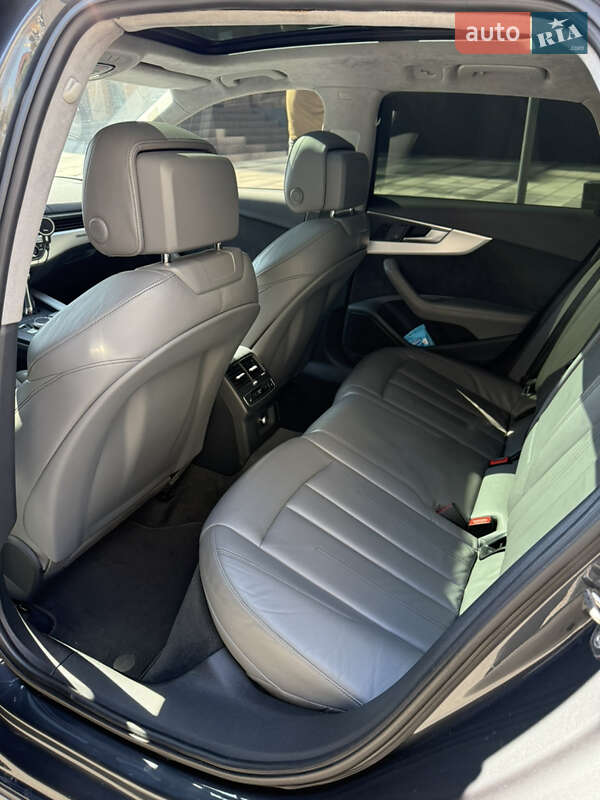 Универсал Audi A4 2018 в Днепре