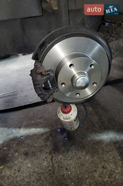 Седан Audi A4 1999 в 