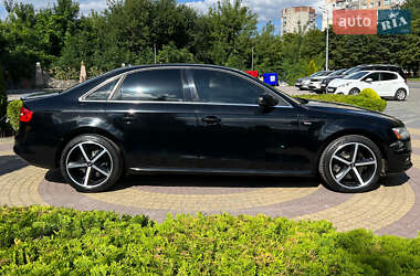 Седан Audi A4 2015 в 