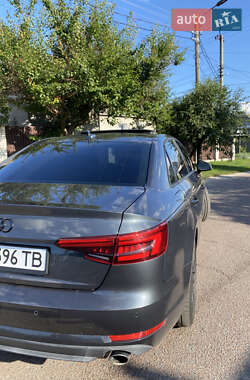 Седан Audi A4 2016 в 