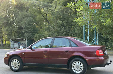 Седан Audi A4 1999 в 