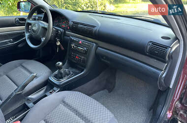 Седан Audi A4 1999 в 