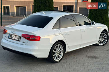 Седан Audi A4 2015 в 