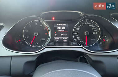 Седан Audi A4 2015 в 