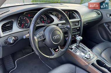 Седан Audi A4 2015 в 