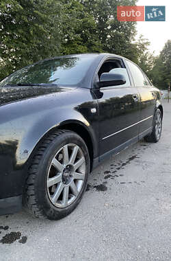Седан Audi A4 2003 в 