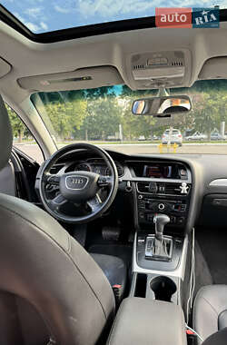 Седан Audi A4 2013 в 