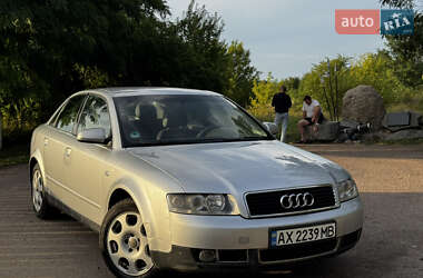Седан Audi A4 2000 в 