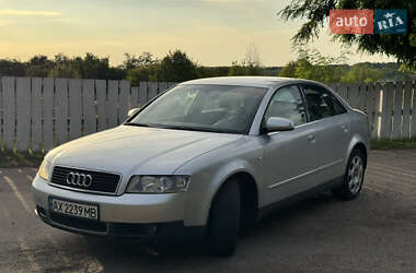 Седан Audi A4 2000 в 