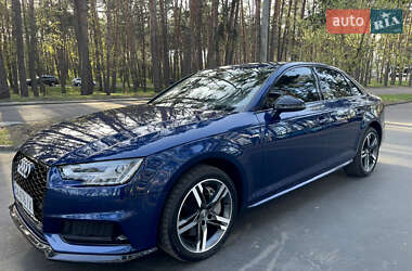 Седан Audi A4 2017 в 