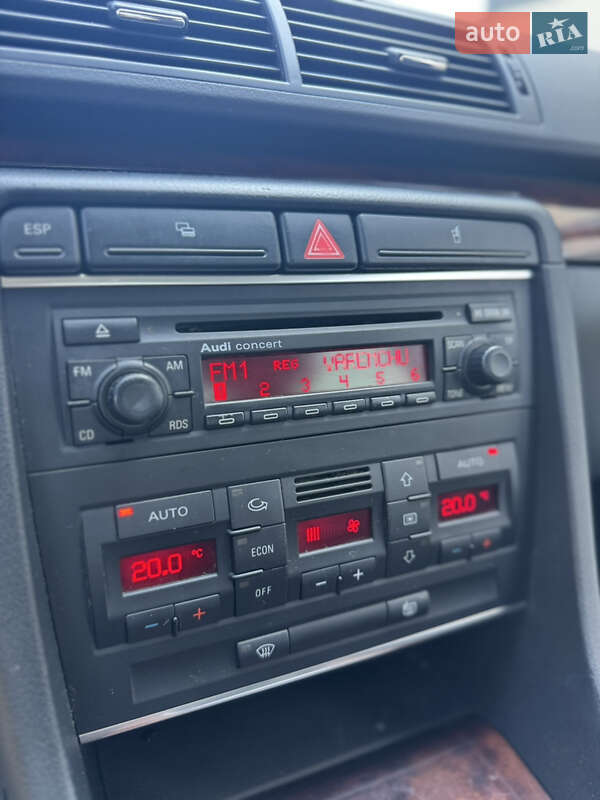 Седан Audi A4 2005 в Ужгороде