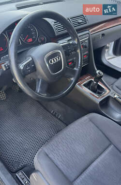 Седан Audi A4 2005 в 