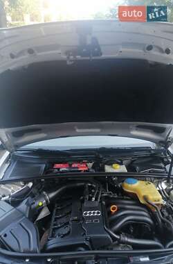 Седан Audi A4 2004 в Одессе