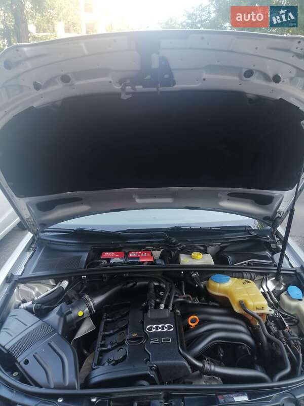 Седан Audi A4 2004 в Одессе