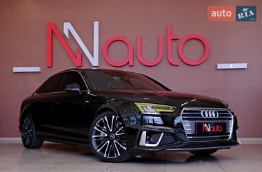 Седан Audi A4 2019 в 