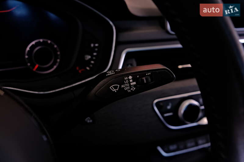 Седан Audi A4 2019 в Одессе