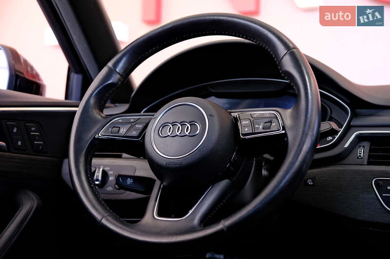 Седан Audi A4 2019 в Одессе